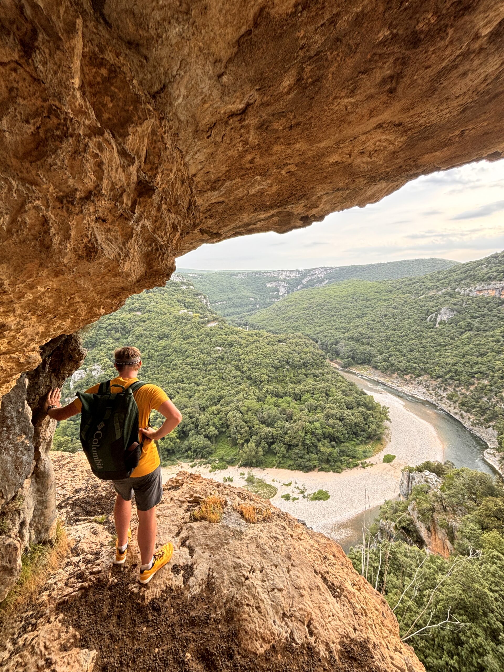 Sentier de randonnée en Ardèche